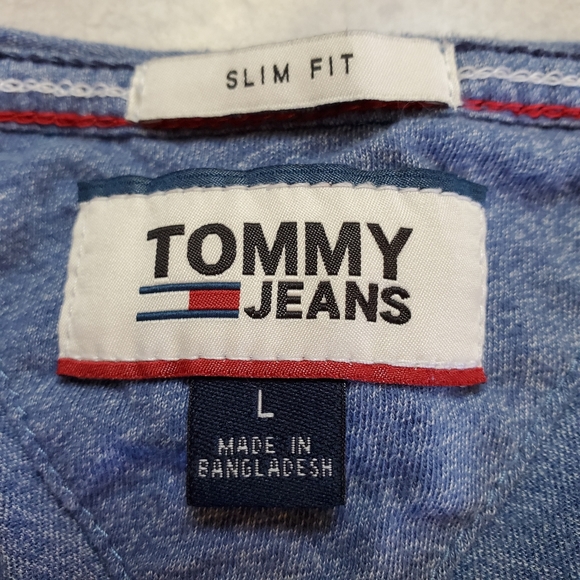 Tommy Hilfiger Top - Picture 9 of 11